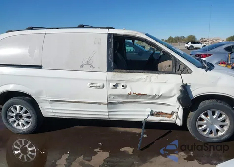 2003 Chrysler Town & Country Lxi z USA, uszkodzony, nr VIN 2C4GP54L73R180499